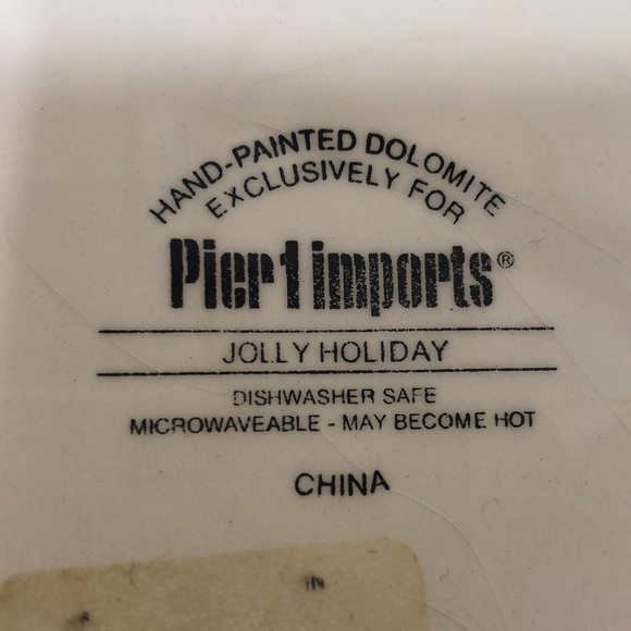 Pier 1 imports Christmas plate - Picture 4 of 5
